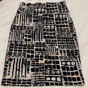 Stylish Black Tribal Print and Patterned Skirt